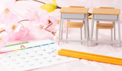 桜と4月のカレンダー